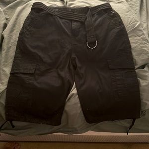 Men's black size 32 cargo shorts